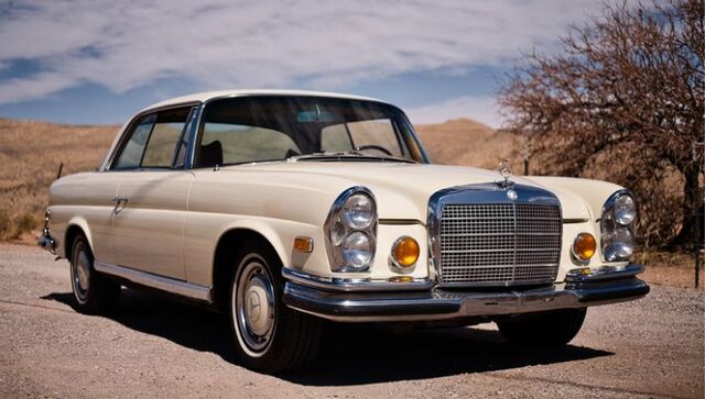 The W108/W109 series, which included the 280SE, represented the next generation of Mercedes-Benz luxury sedans