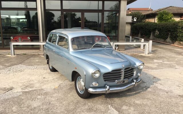 The car's simple yet elegant design also allowed for easy maintenance, making it a popular choice among those looking for a reliable and stylish vehicle.