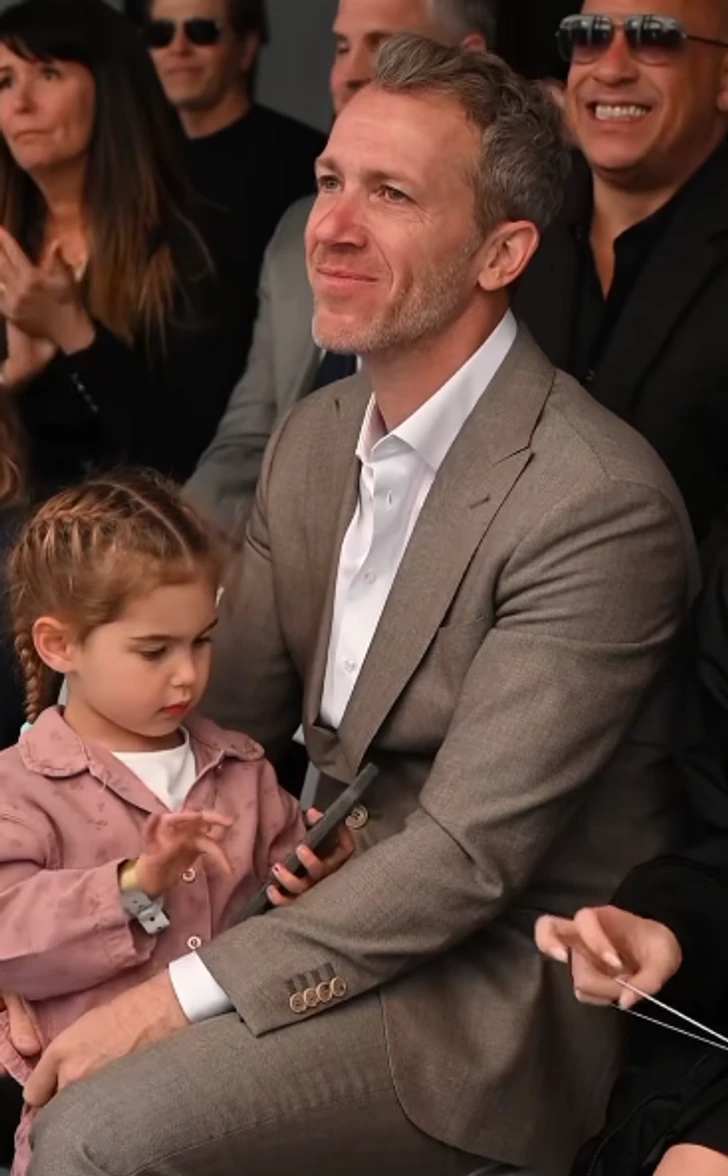 Georgina Rodríguez and Cristiano Ronaldo spending a family moment with their children.