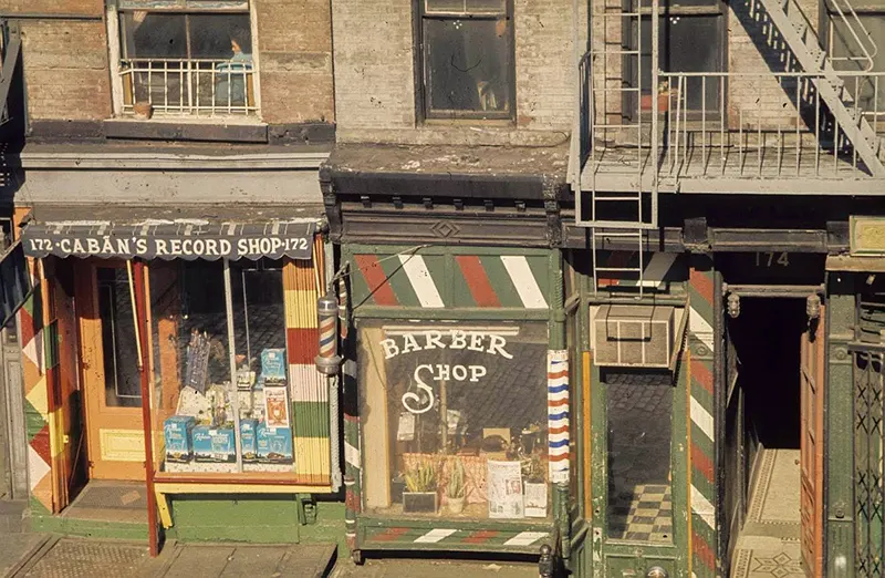 Life at 172 Delancey Street in 1970, captured by Camilo José Vergara.