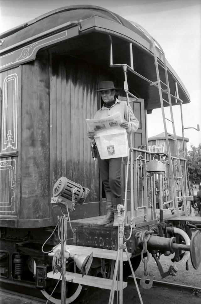 Thomas Schleusing’s striking East German poster design cleverly incorporates the essence of the film’s mysterious protagonist, Harmonica. (Art courtesy of Reel Art Press.)