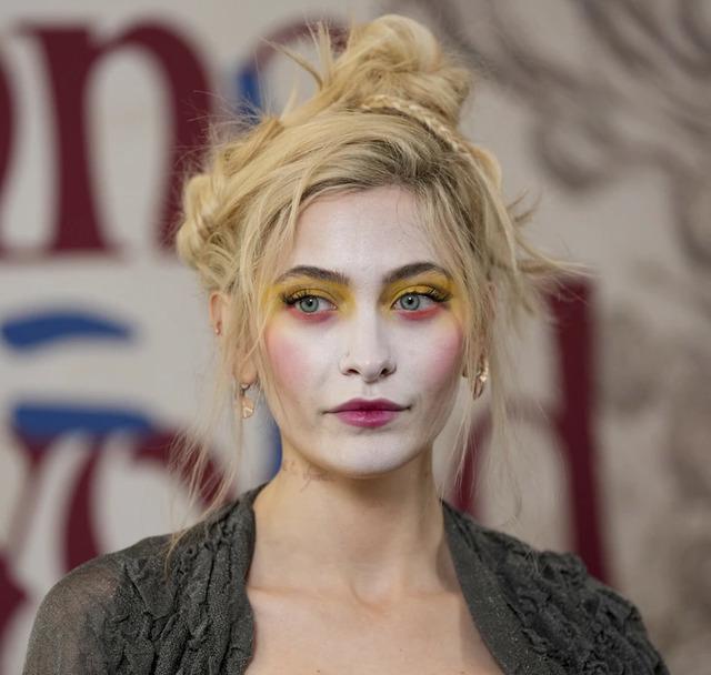 One of the standout features of Paris Jackson’s look was undoubtedly her bold makeup