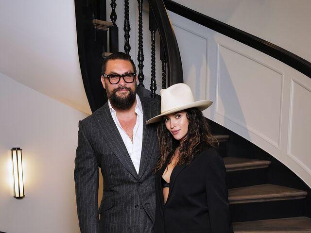 Social media quickly erupted with reactions to Momoa and Arjona’s appearance, ranging from excitement to skepticism.