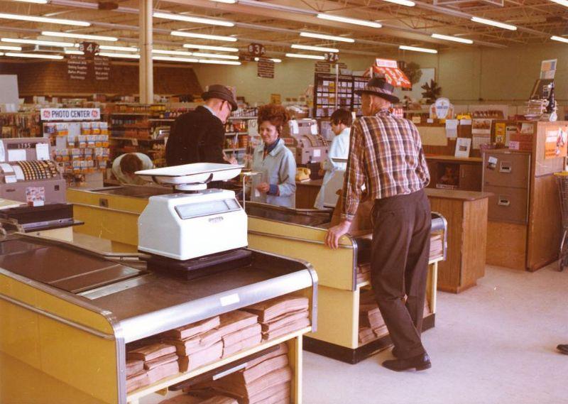 Supermarket checkout lane, 1972.