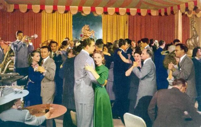 The Cirque Room at the Fairmont Hotel in San Francisco: where elegance meets excitement.