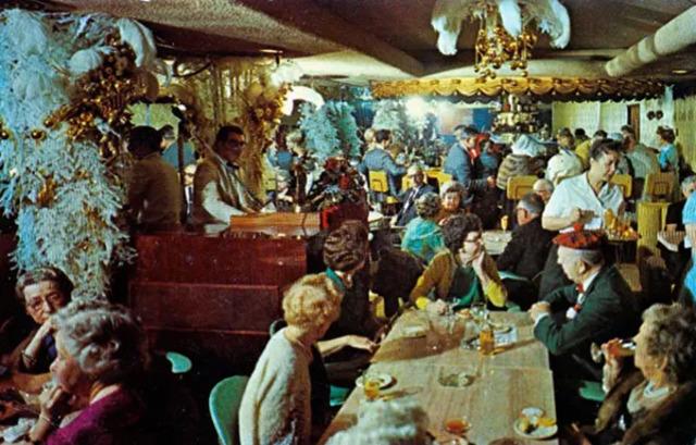 The Gold Room at Ridgewood Hotel in Daytona Beach, Florida: where elegance meets the sea breeze.