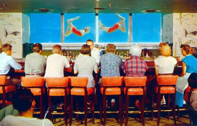 The Mermaid Room Cocktail Lounge at Fresno Hacienda: where good vibes and great drinks come together.