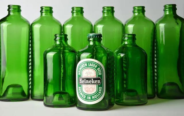 These bottles, intended as alternatives to traditional building materials, would serve both as functional objects and integral components of the community's infrastructure.