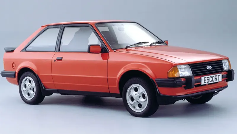 Ford Escort – The compact car that redefined practicality for a generation.