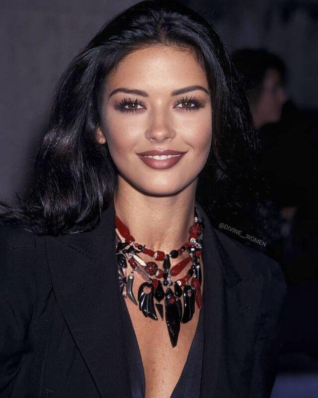 Catherine Zeta-Jones: The Perfect Mix of Classic and Modern Beauty