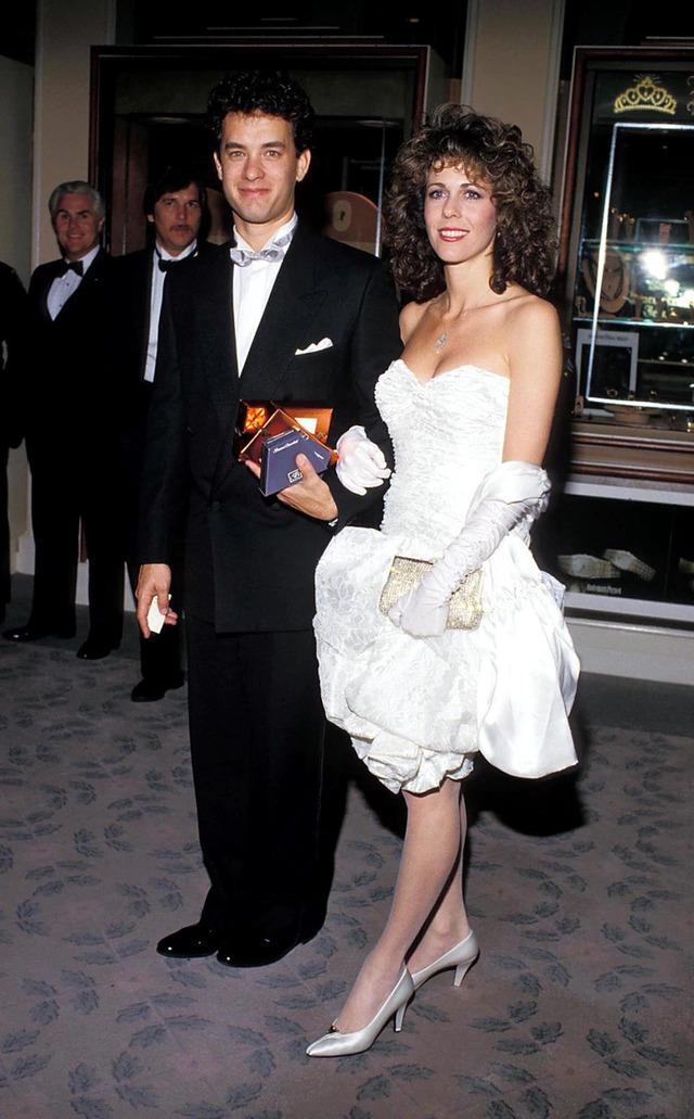 Long before their status as Hollywood royalty, Tom Hanks and Rita Wilson’s paths crossed as two young actors navigating the entertainment world.