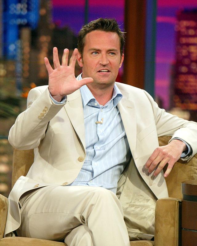 Matthew Perry’s Missing Fingertip: How Childhood Accident Inspired a ‘Friends’ Storyline