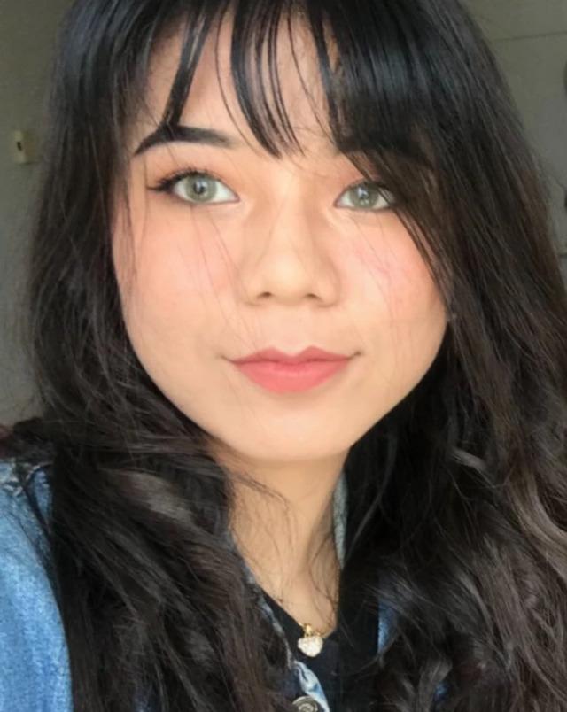 She fondly looks back at her pre-pregnancy complexion, longing for the days of clear, calm skin.