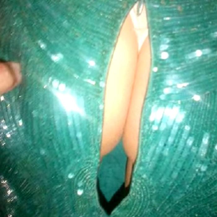 Sofía Vergara’s Zipper Malfunction at the Emmys Exposes Derriere