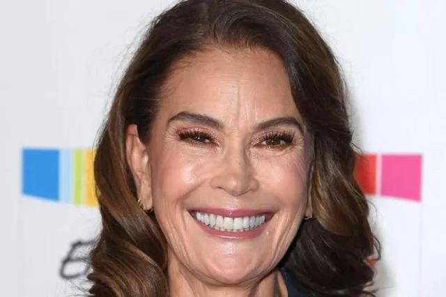 Teri Hatcher’s recent buzz ties into a broader conversation about age, beauty standards, and authenticity in the entertainment industry. 