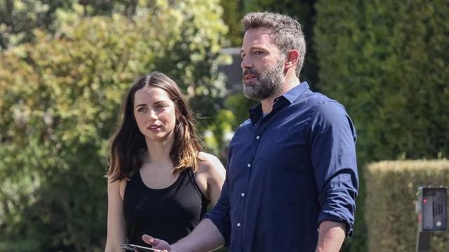 Ana’s relationship with Ben Affleck quickly became tabloid fodder.