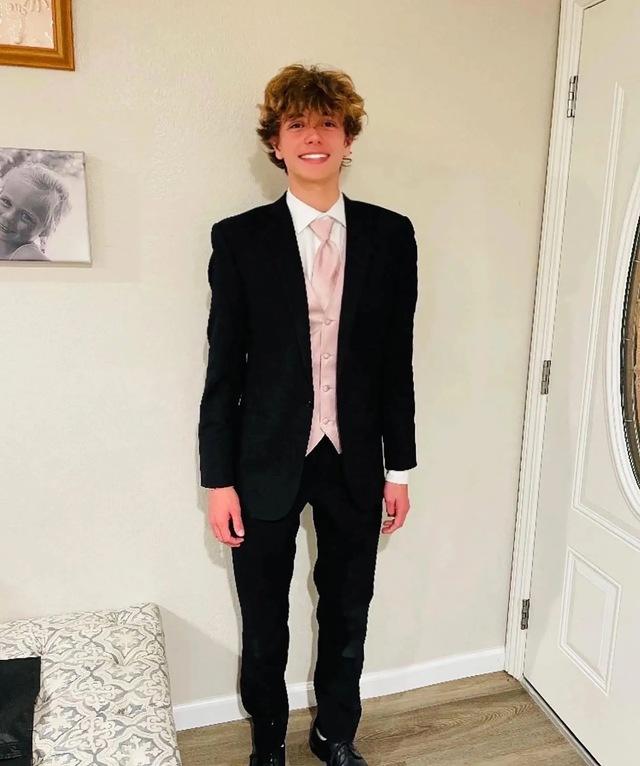 Jayden’s towering presence and musical talents are just part of a larger story — one of love, resilience, and the powerful journey toward connection.