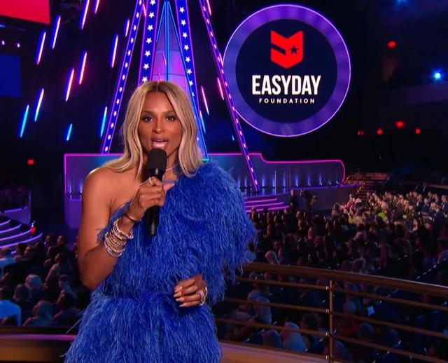 One fan described Ciara’s aura as a mix of “Nubia Wonder Woman, Tina Turner, and Tinker Bell,”