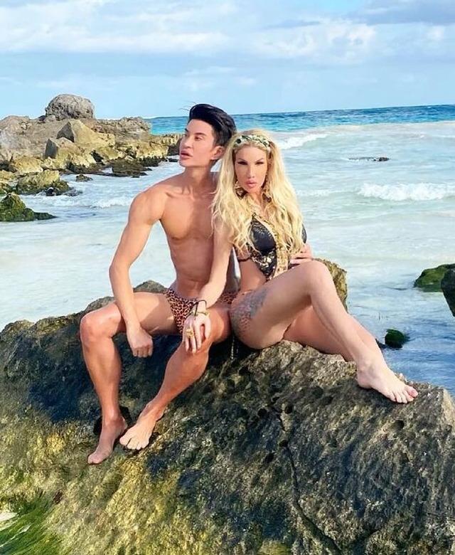 Today, Nikki surrounds herself with remarkable and inspiring people.