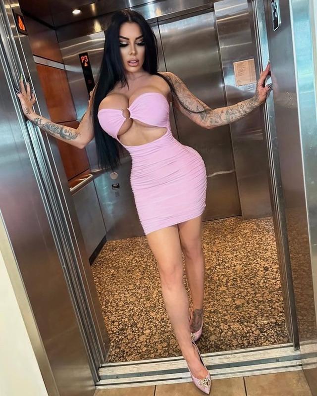 What truly sets Lindi Nunziato apart in the crowded world of fitness is her unwavering commitment to holistic wellness.