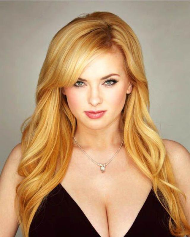 With a captivating gaze and radiant smile, Sasha's striking features perfectly capture her unique blend of strength and warmth.