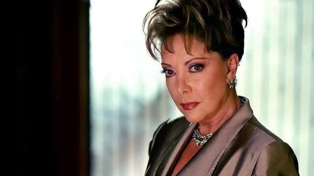 Years later, in La Madrastra (2005), Andere proved that her artistry was timeless.