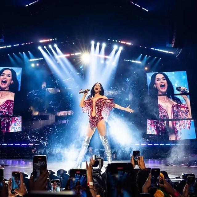 At the time of their breakup, Katy Perry was in the middle of her "Lifetimes" tour, a major career milestone that added another layer of pressure to her already hectic life.