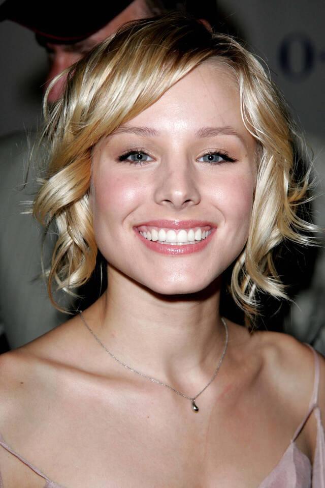 Born on July 18, 1980, in Huntington Woods, Michigan, Kristen Bell grew up just outside Detroit