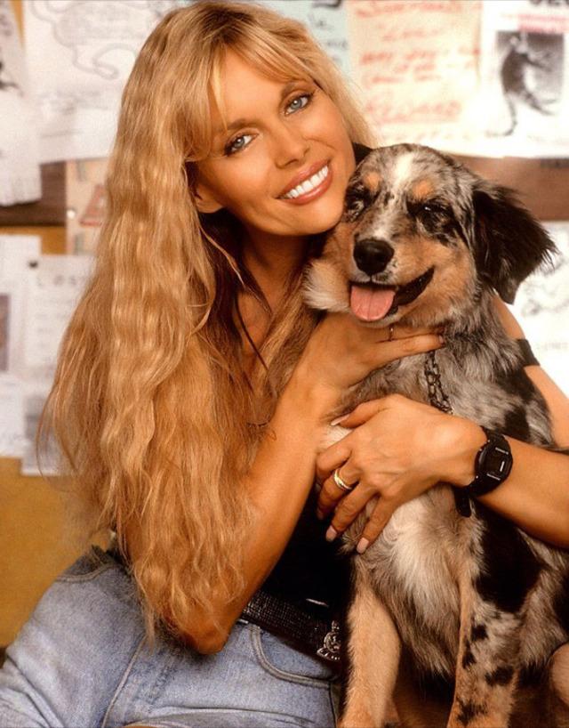 Dian with a dog, radiating warmth and authenticity—another side of her that endeared her to fans beyond the TV screen.