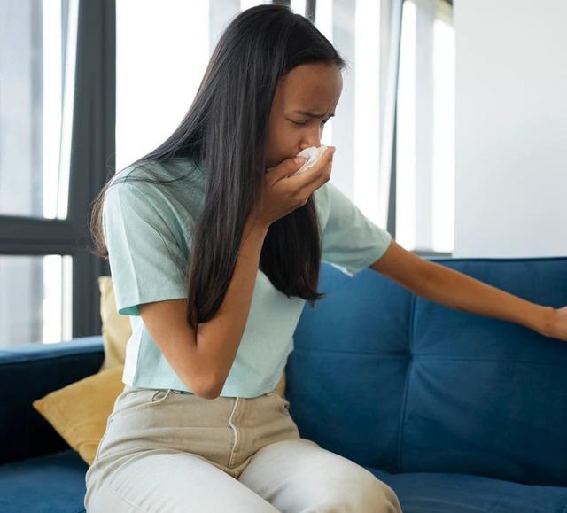 Nausea and frequent vomiting are among the early signs that may point to stomach cancer.