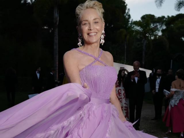 Sharon doesn’t need to be validated by society’s beauty standards. Instead, she chooses to define her own. 