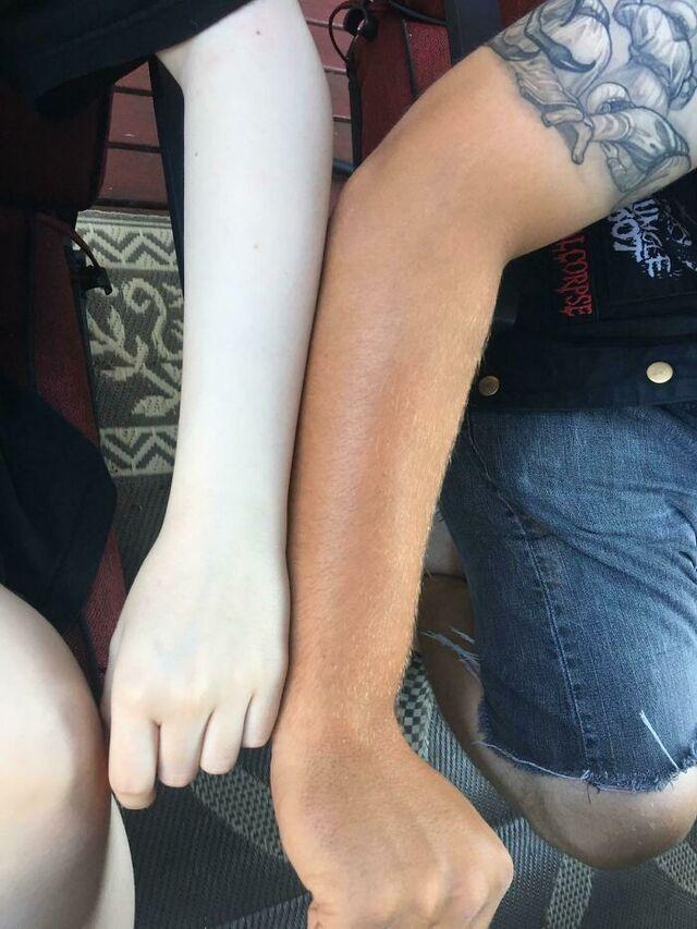 Sibling Tan Comparison: Lobster vs. Pale