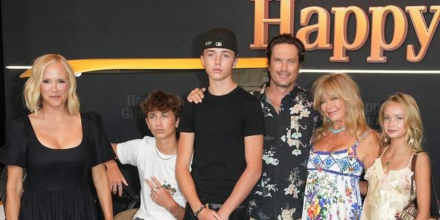 The Happy Gilmore 2 premiere provided the perfect backdrop for this intergenerational style moment.