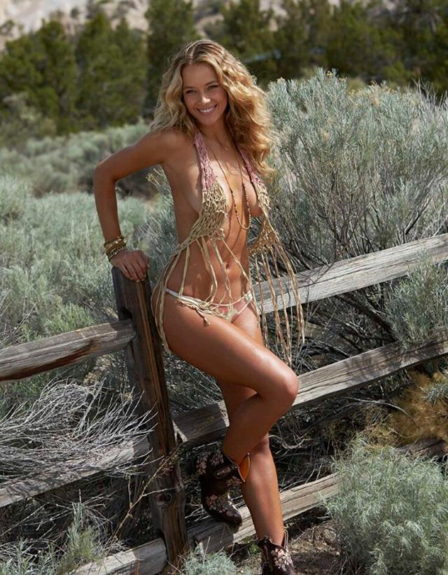 Effortless charm: Hannah embraces the outdoors with a bohemian-inspired crochet swimsuit.