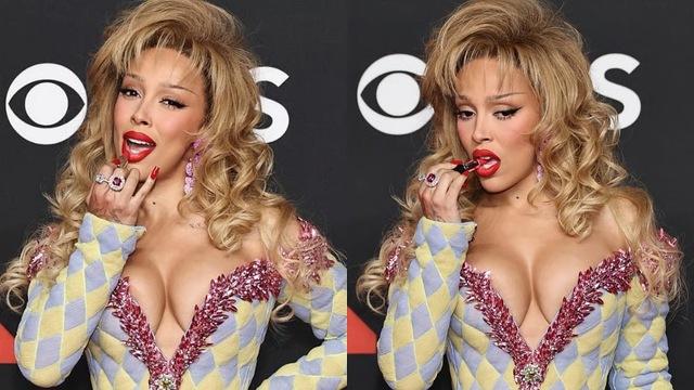 Doja Cat Eating Lipstick – A Red Carpet Stunt Gone Too Far