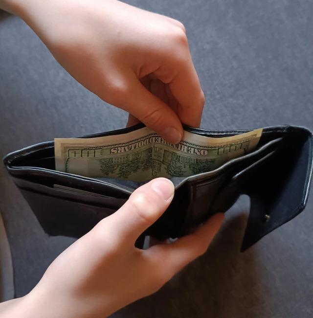 Let Them Handle Their Own Clothing Budget