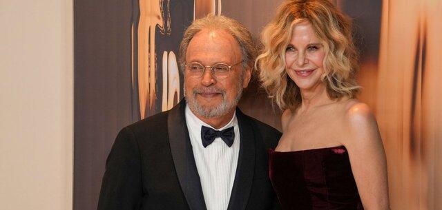 One of the most heartwarming moments of the night came when Meg Ryan reunited with Billy Crystal to present the final award of the evening