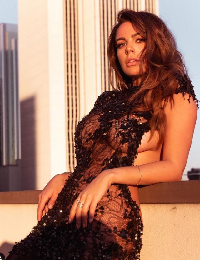 She walked for designers on major runways, modeled resort collections, and graced editorials that showcased her versatility.