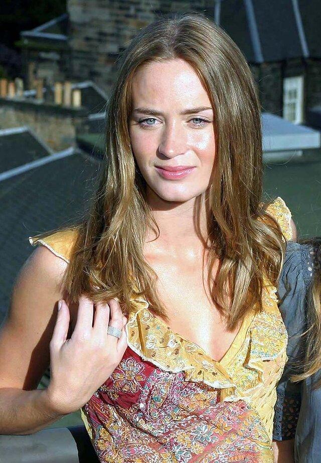 Through her participation in school plays and her exposure to drama classes, Emily slowly began to conquer her stutter.