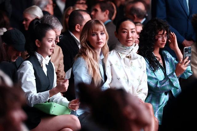 Jisoo, Jennifer Lawrence, and Greta Lee were spotted ahead of the Dior Spring/Summer 2026 show