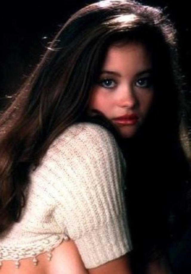 As a young woman in Southern California, Alana was drawn to the arts—fashion, photography, and storytelling through imagery