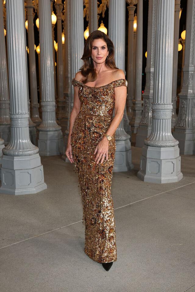 Cindy Crawford: The Classic Elegance We’ve Come to Expect