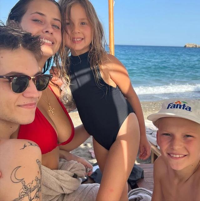 Her parenting style — free-spirited, intuitive, and mindful — often challenges traditional expectations.