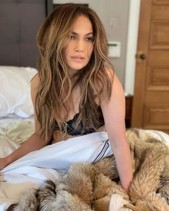 In addition to her rigorous workouts, JLo’s diet plays a significant role in helping her maintain her incredible shape.