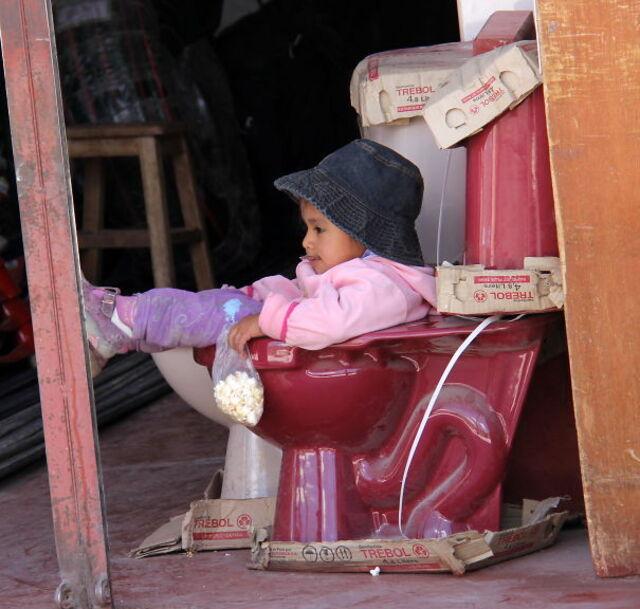 Lazy Relaxing Peruvian Chica: Perfecting the Art of Relaxation