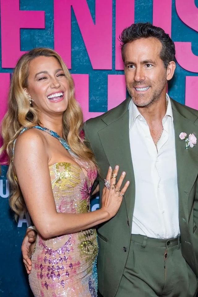 Married since 2012, the couple has become a symbol of modern Hollywood love — playful yet deeply committed, glamorous yet grounded.