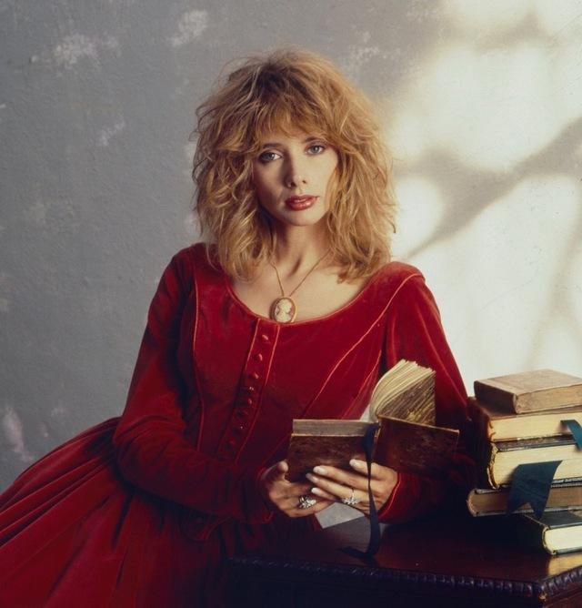 Rosanna Arquette’s career began in the late 1970s with television roles that showcased her undeniable charisma and raw talent.