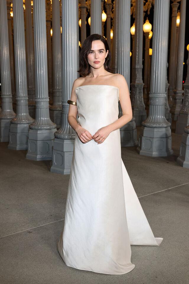Zoey Deutch: Elegant but Too Safe?