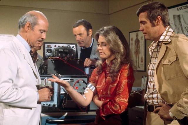 indsay Wagner’s portrayal of the tennis pro-turned-bionic heroine was so compelling that the character was spun off into her own series, The Bionic Woman