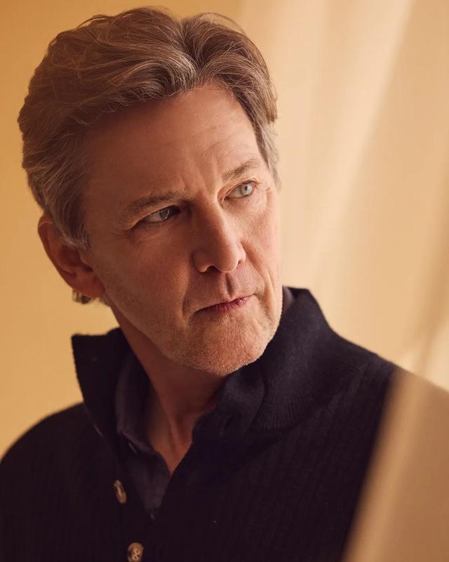 Andrew McCarthy’s journey isn’t just a Hollywood comeback story—it’s a human one.